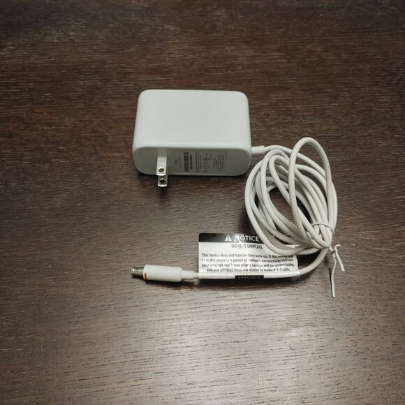 GOOD CONDITION Xfinity XB7-CM Shaw Wireless Router Tested Working White - Picture 4 of 5